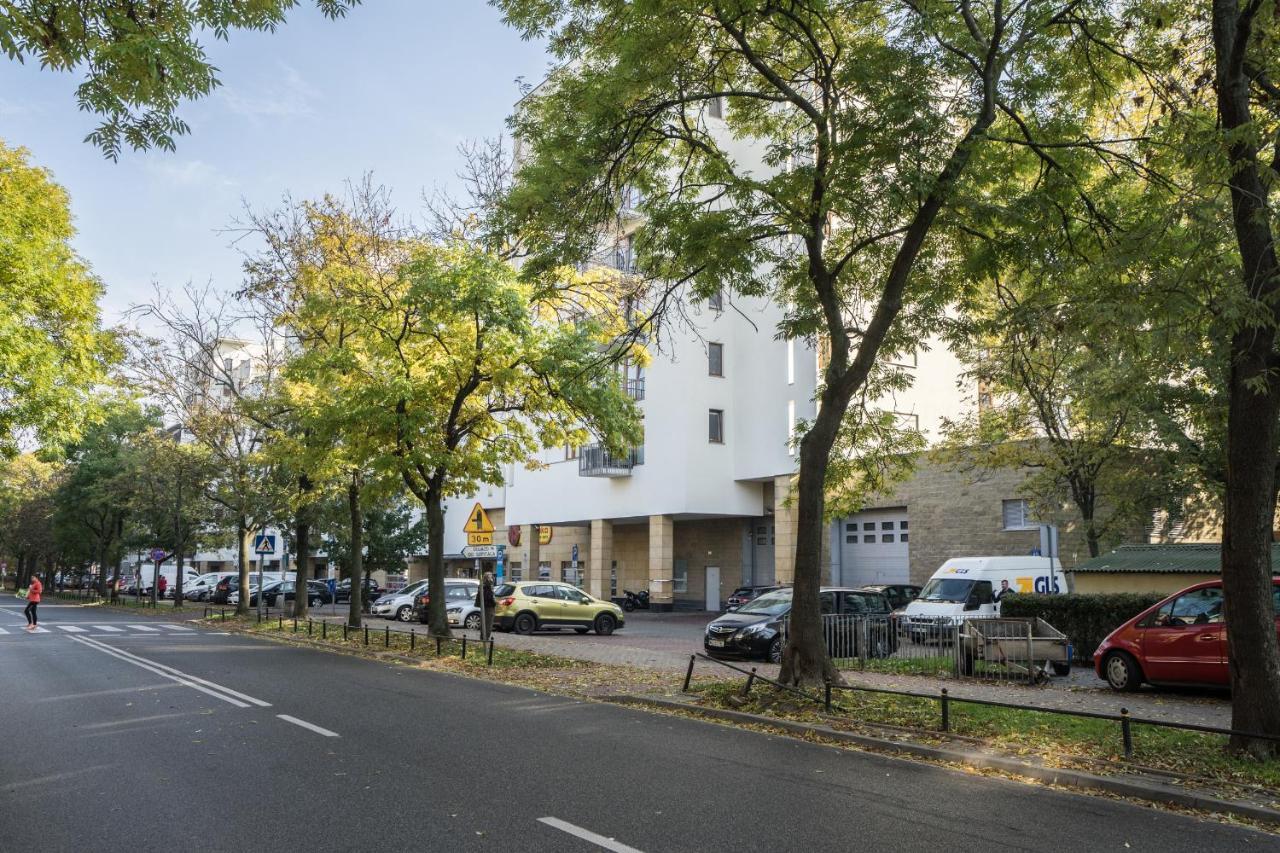 Saskasummer Warszawa Exteriör bild